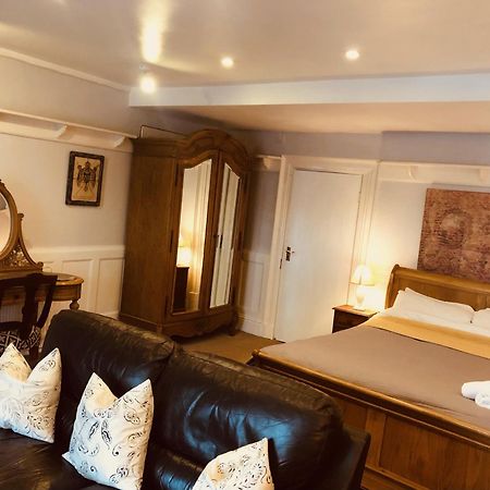 Scorton  The Priory Bed & Breakfast エクステリア 写真