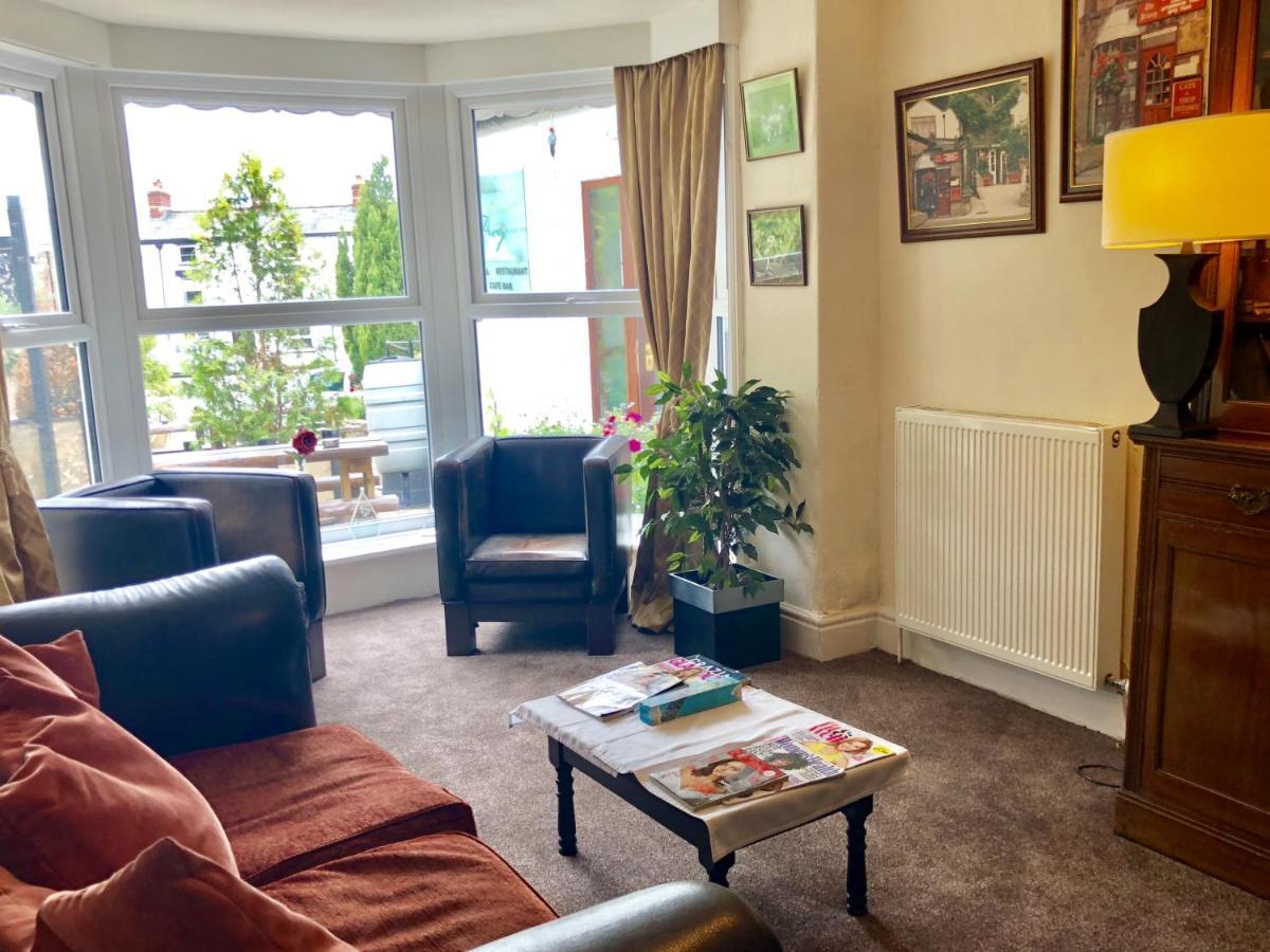Scorton  The Priory Bed & Breakfast エクステリア 写真